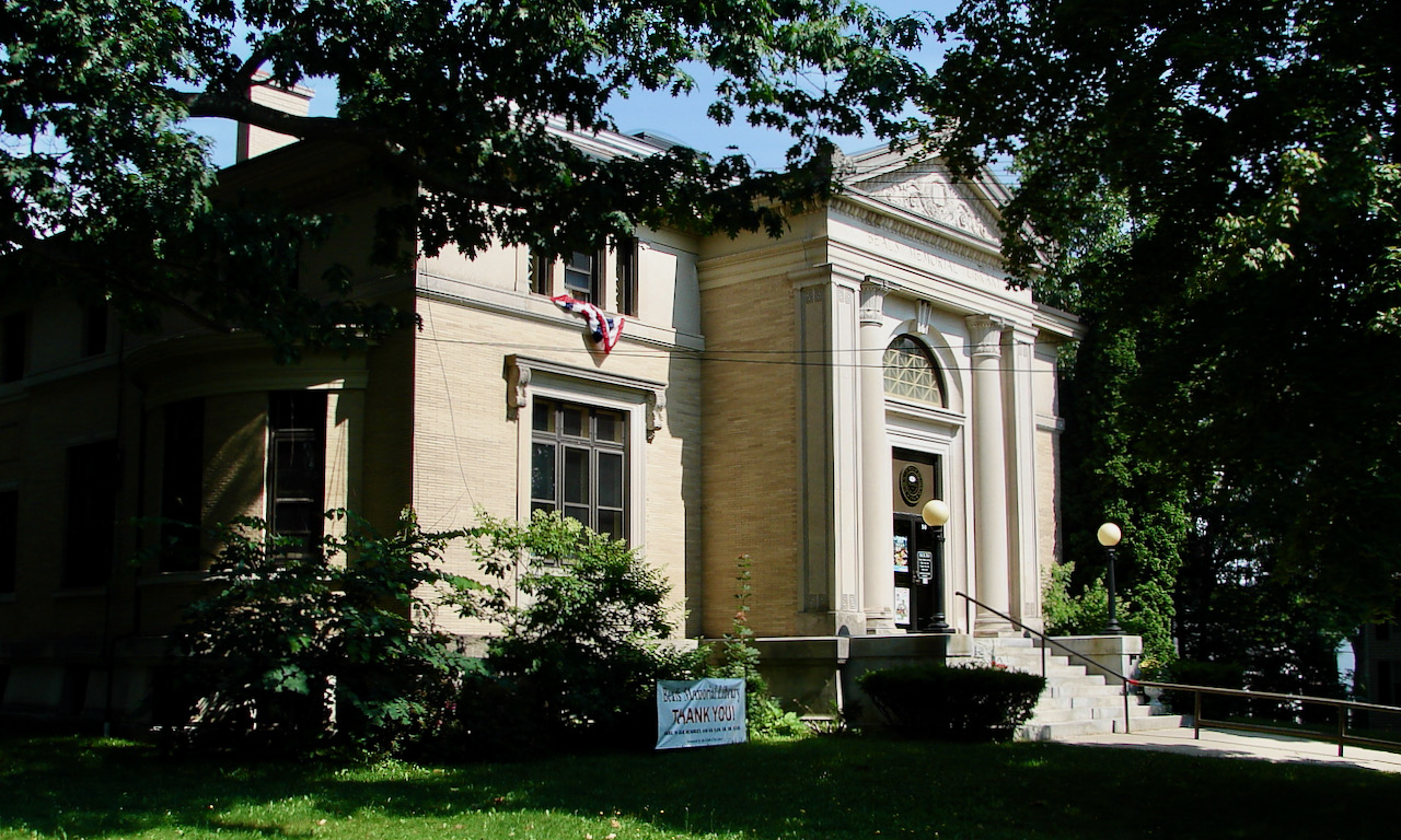 Beals Memorial Library Winchendon