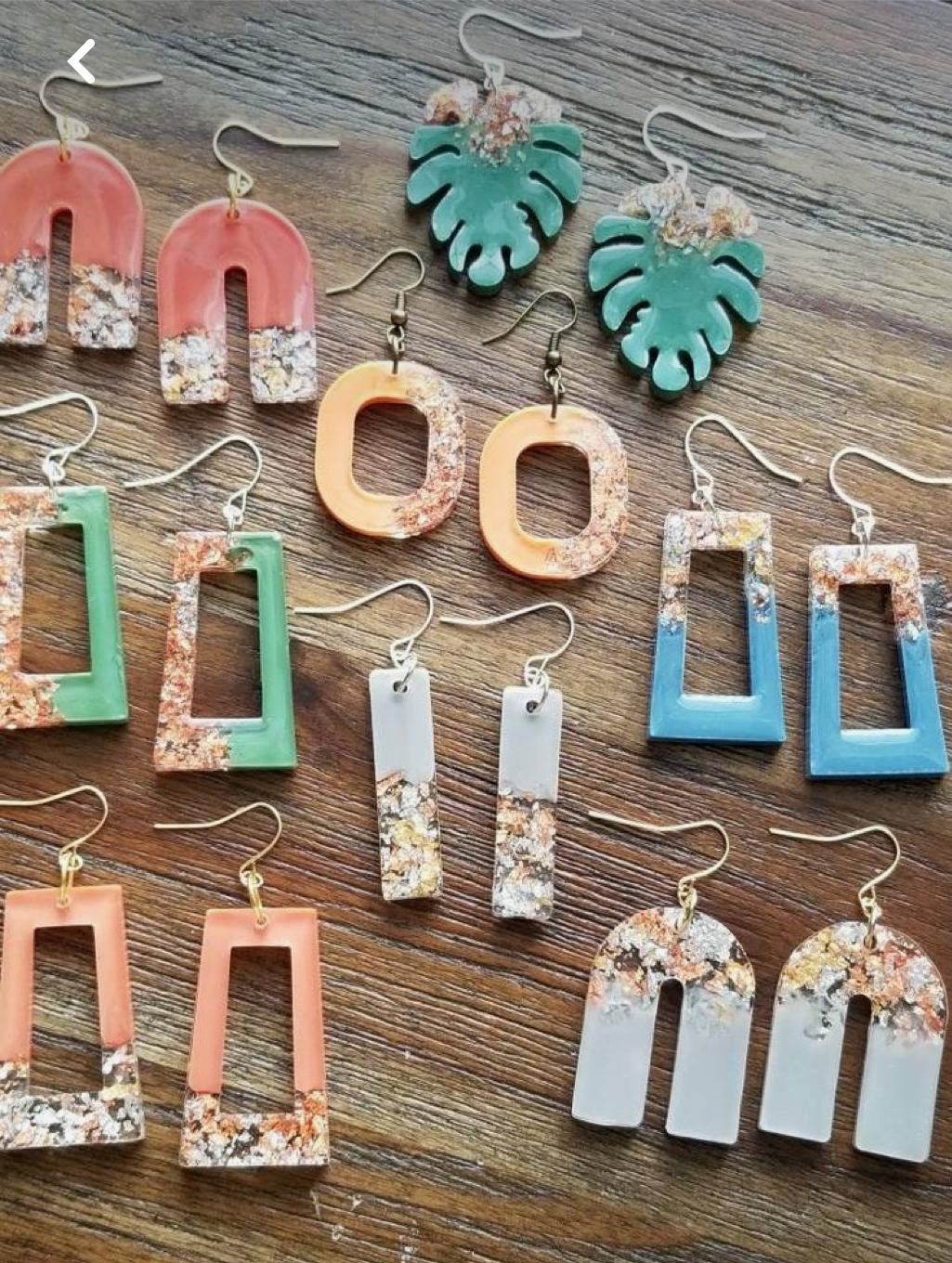 Make Resin Jewelry at The Painted Goat in Ashburnham MA